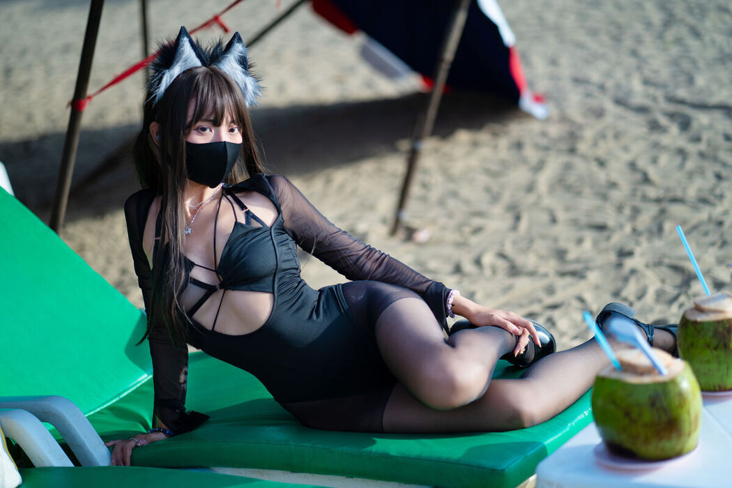 Coser@职业奶妈三水子 – 黑丝泳装