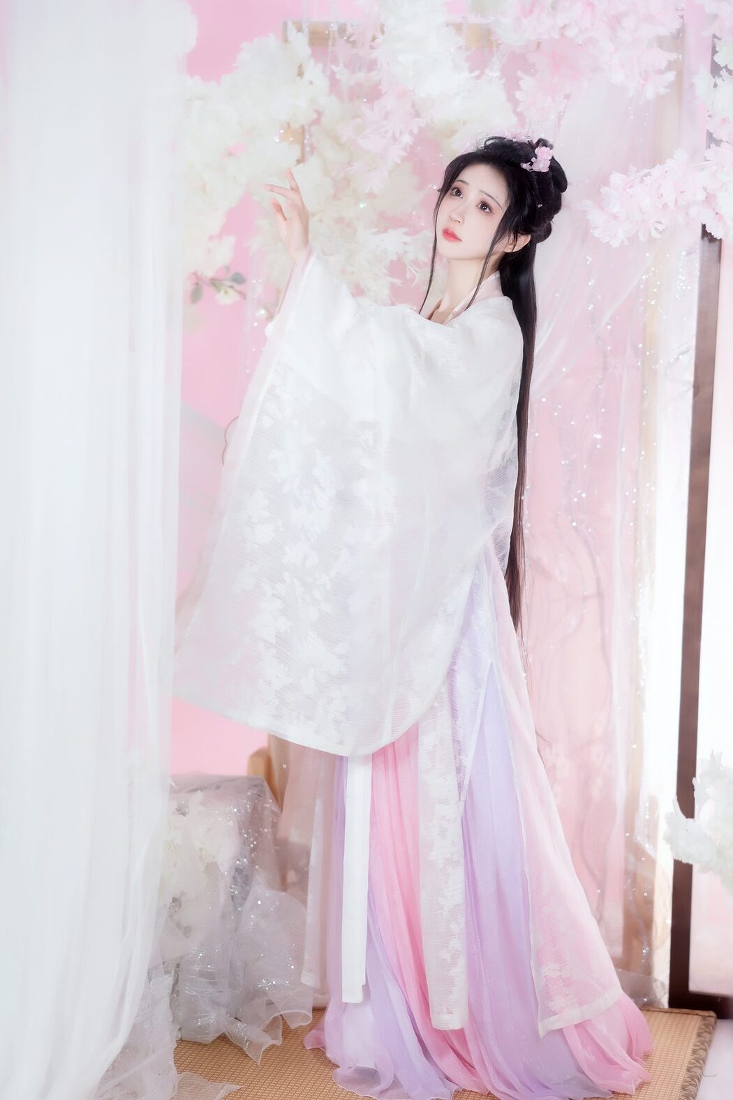 YiTuYu艺图语 Vol.3822 Qi Luo Sheng De Xiao Su Su