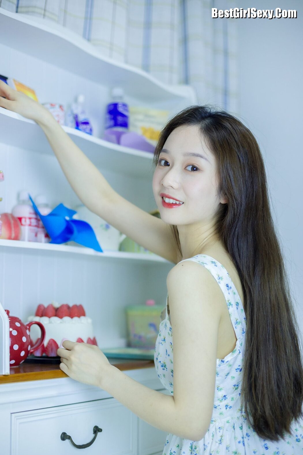 YiTuYu艺图语 Vol.3799 Ge Man Ni Nini
