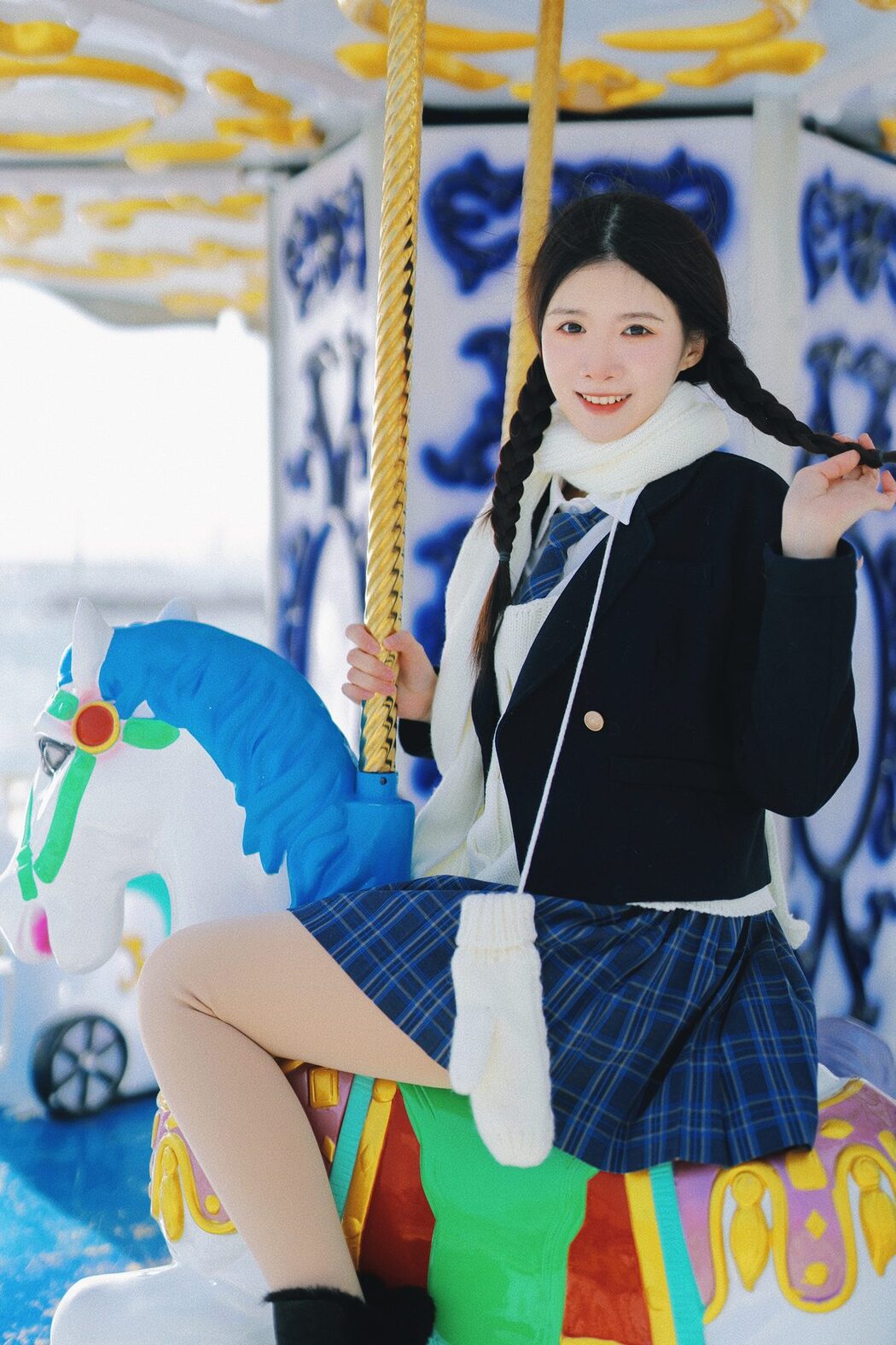 YiTuYu艺图语 Vol.3823 Dian Dong Xiao Zhu Pig