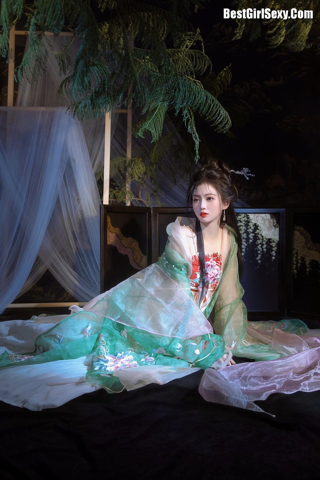 YiTuYu艺图语 Vol.3756 Pang Qi