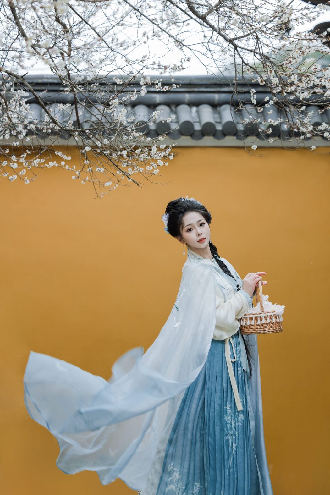 YiTuYu艺图语 Vol.3803 Qian Mo Hong Chen