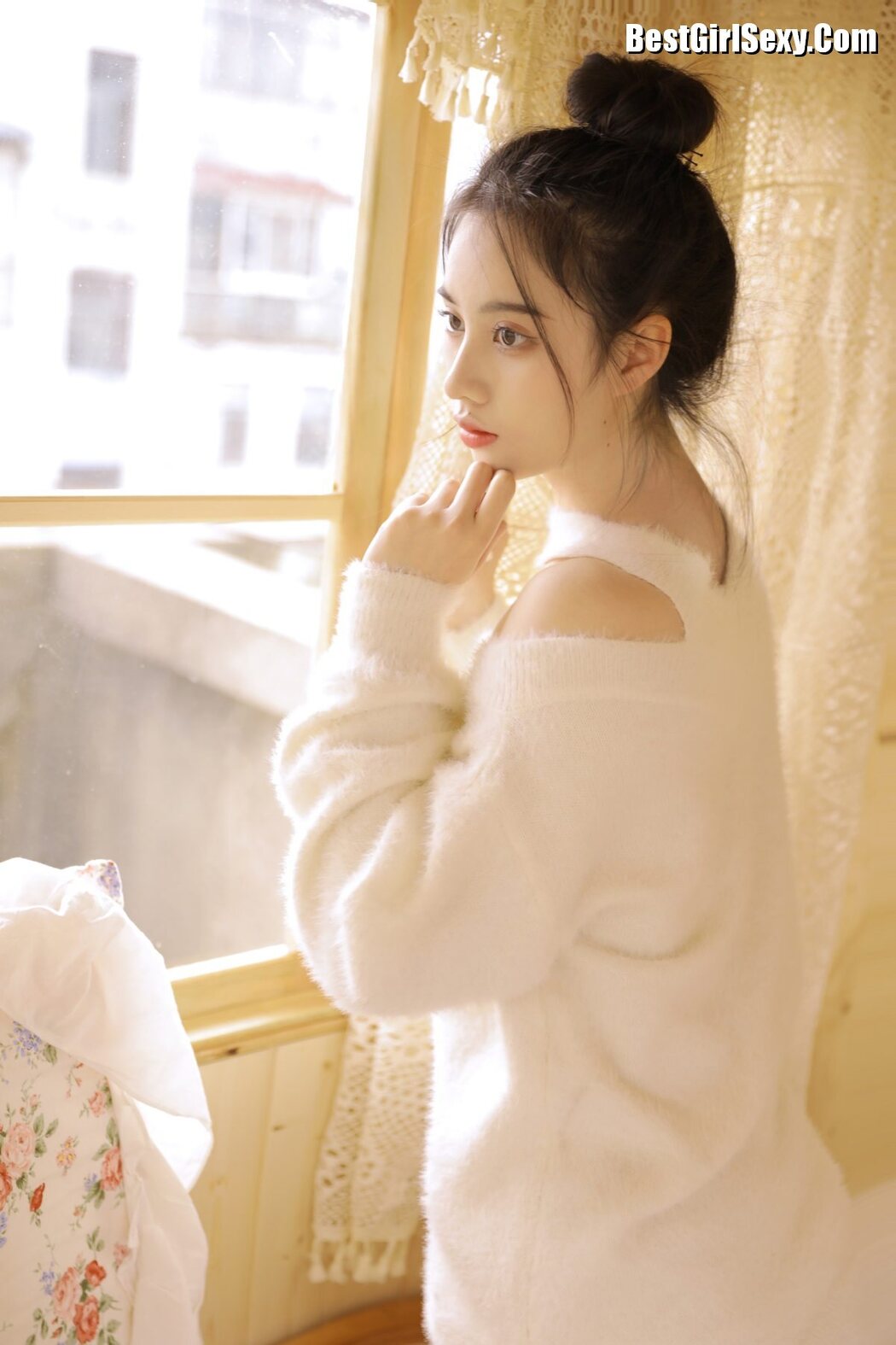 YiTuYu艺图语 Vol.3831 Su Su