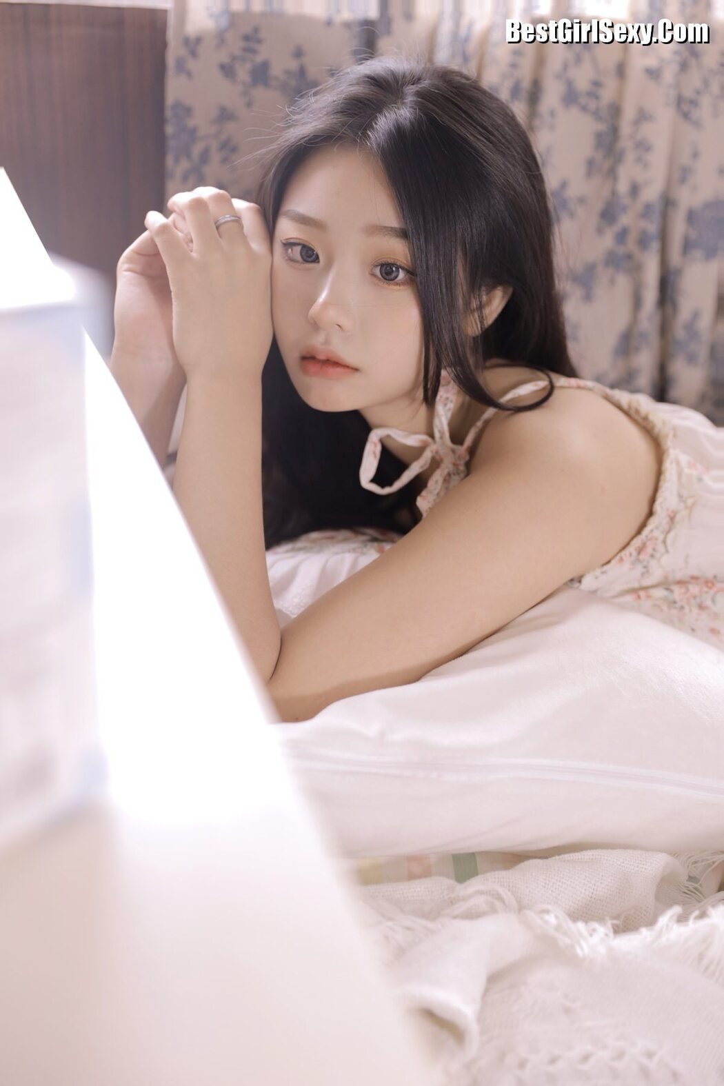 YiTuYu艺图语 Vol.3826 Li Li