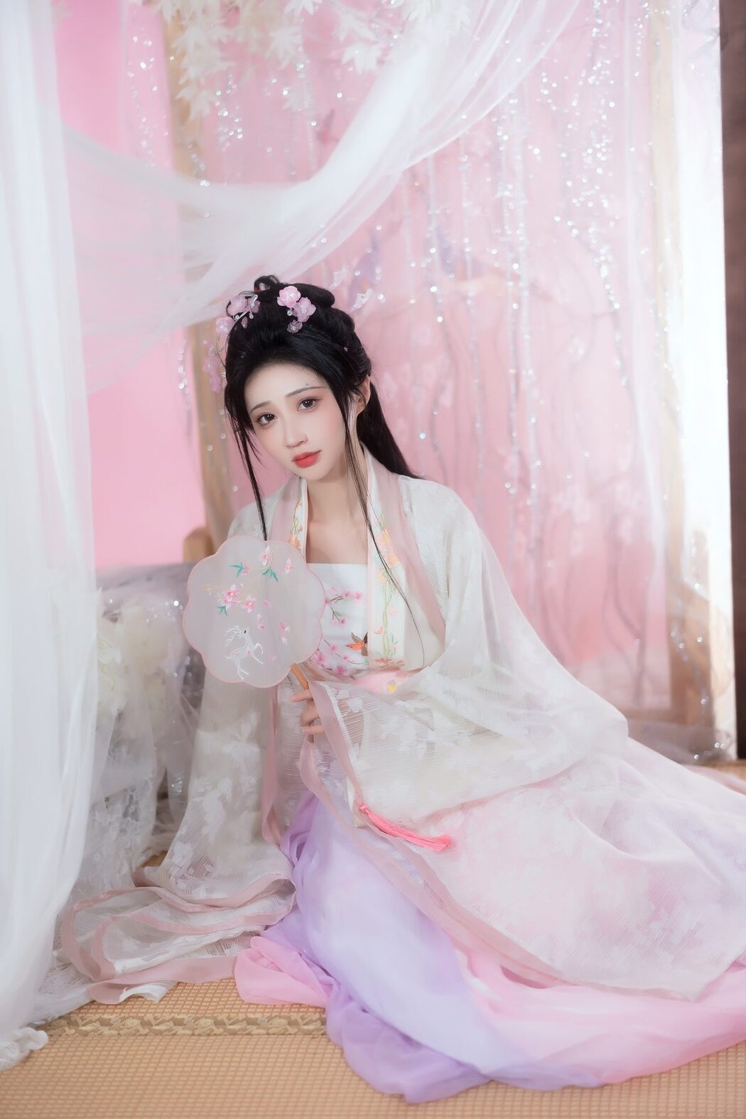 YiTuYu艺图语 Vol.3822 Qi Luo Sheng De Xiao Su Su