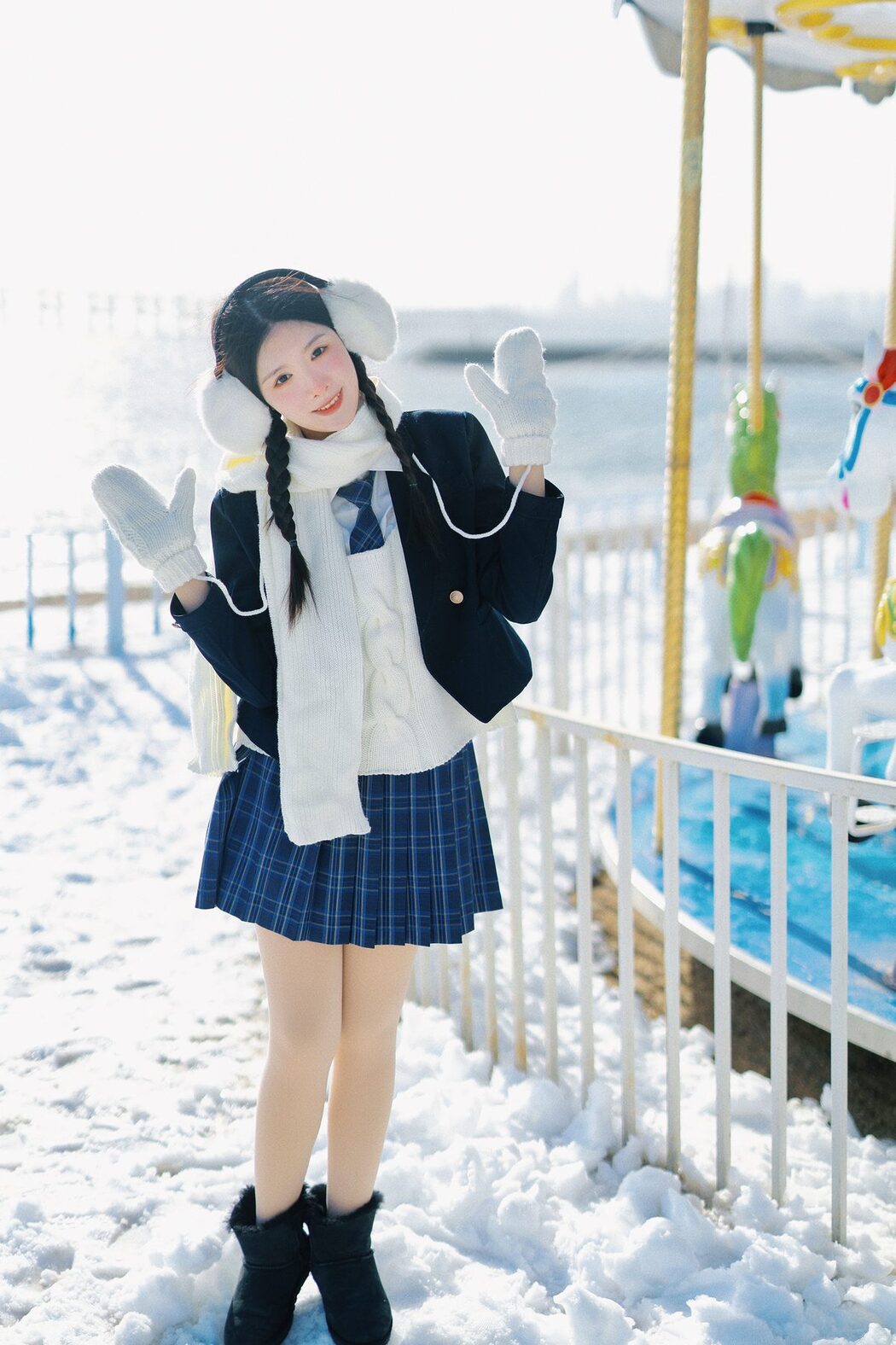 YiTuYu艺图语 Vol.3823 Dian Dong Xiao Zhu Pig