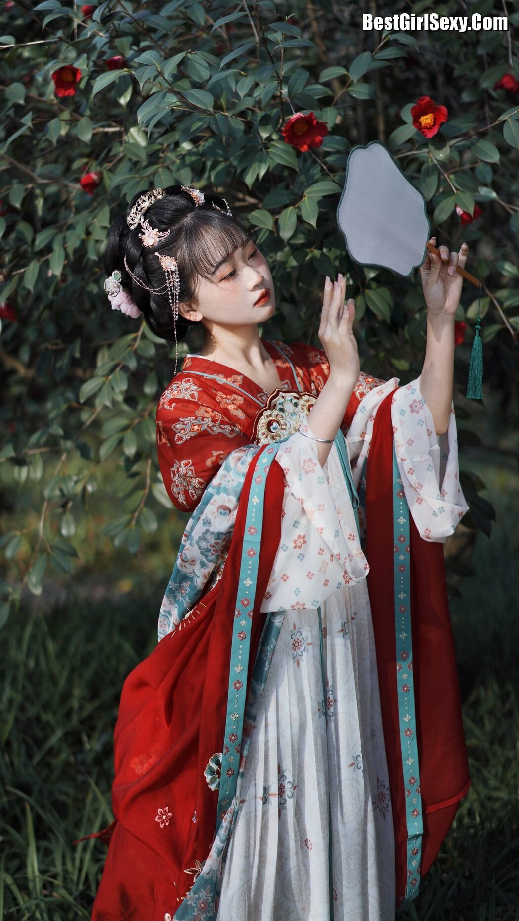 YiTuYu艺图语 Vol.3765 Jiao Yi Zhi Sui Sui