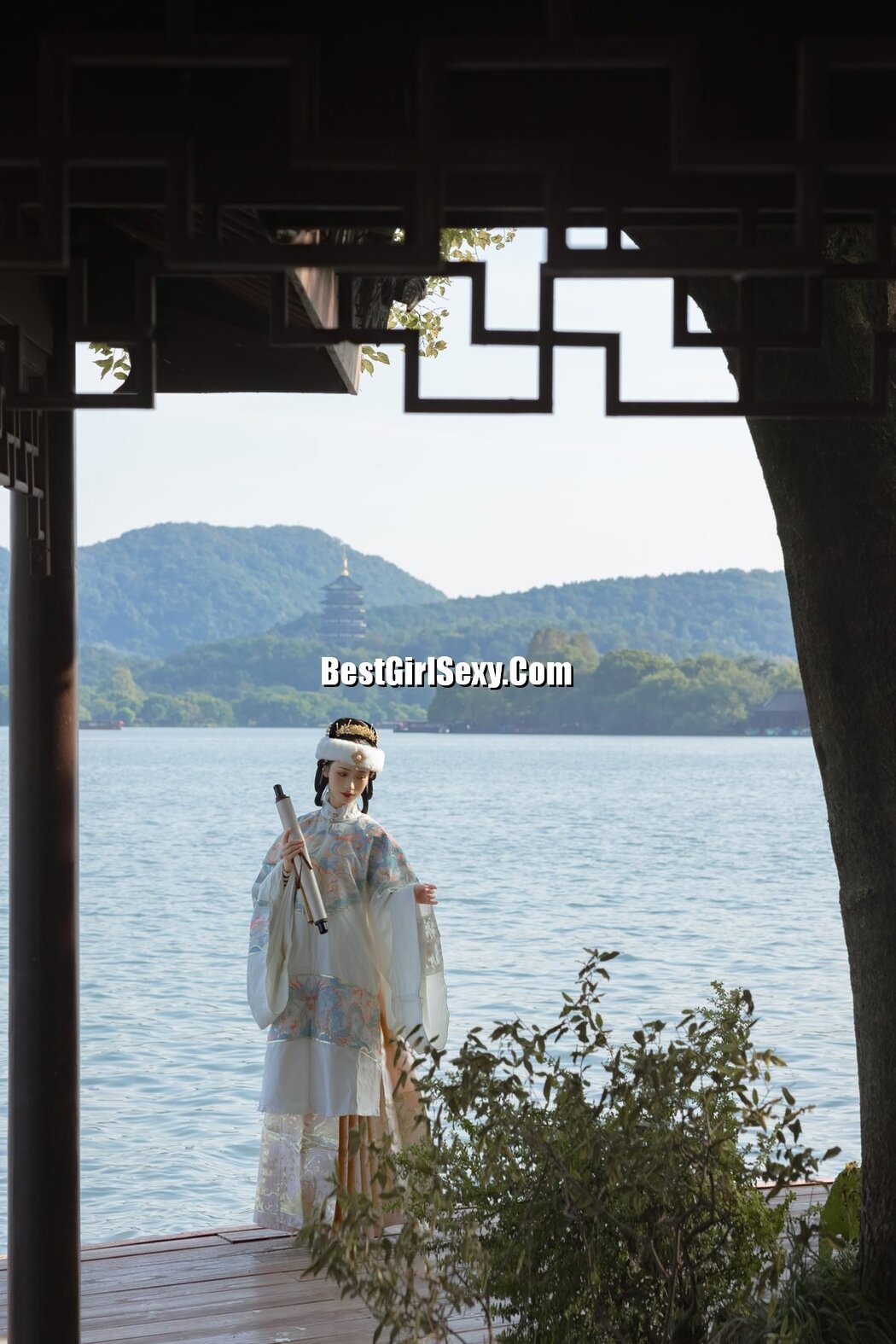 YiTuYu艺图语 Vol.3724 Mou Xiao Yao