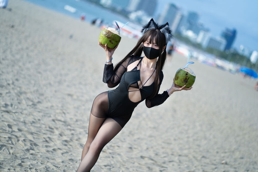 Coser@职业奶妈三水子 – 黑丝泳装