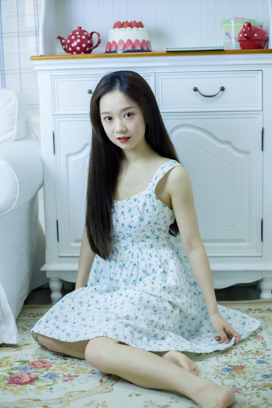 YiTuYu艺图语 Vol.3799 Ge Man Ni Nini