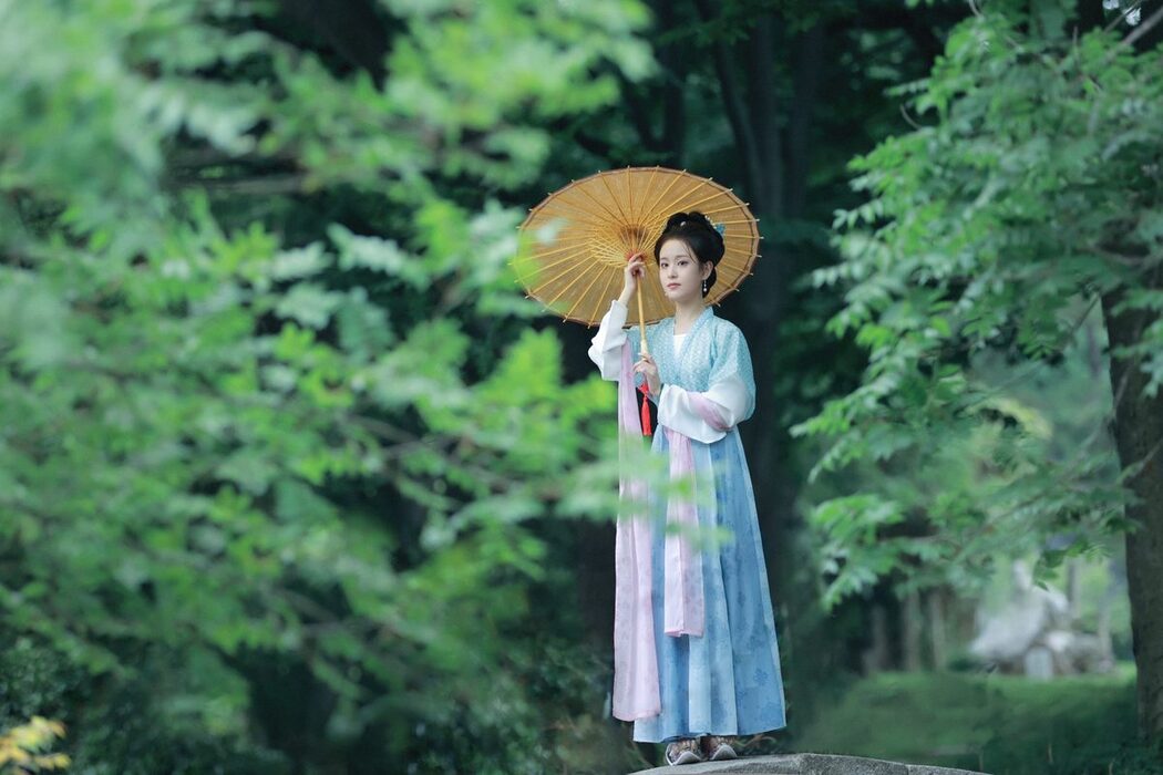 YiTuYu艺图语 Vol.3763 Luo Yi