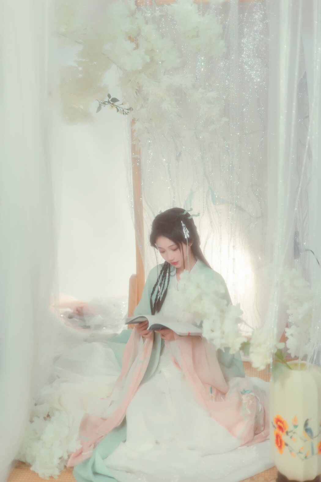 YiTuYu艺图语 Vol.3796 Qi Luo Sheng De Xiao Su Su