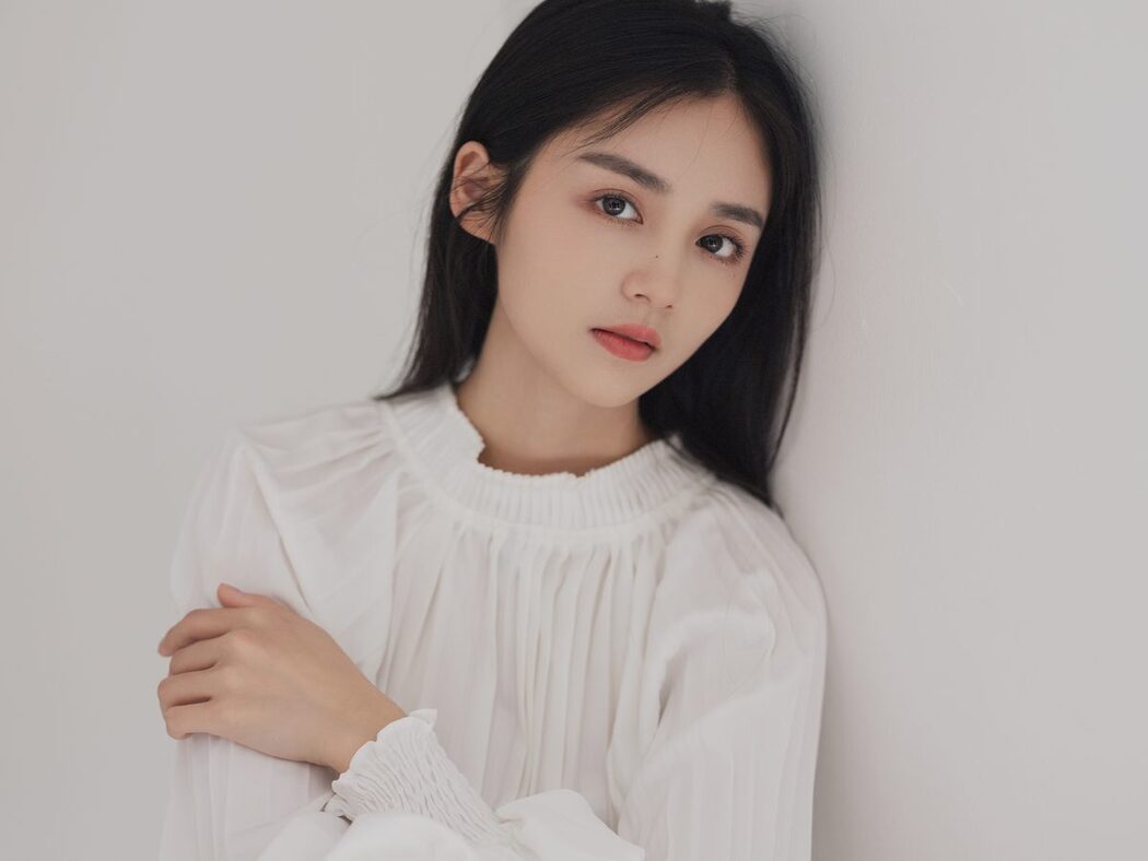 YiTuYu艺图语 Vol.3712 Yu Wen