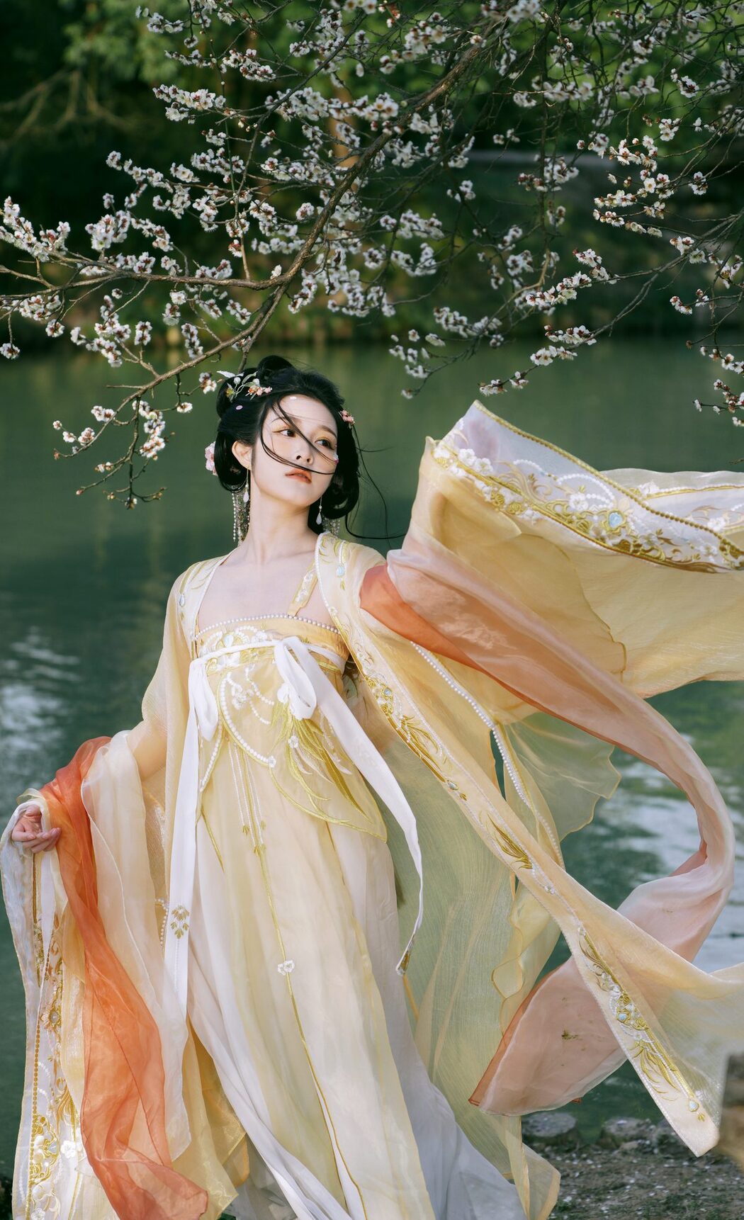 YiTuYu艺图语 Vol.3718 Ai Tan Xian De Xia Shang Zhou