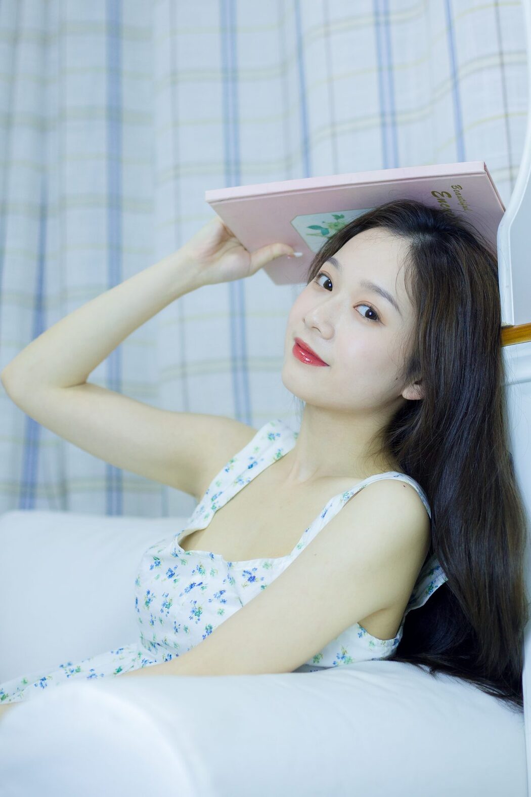 YiTuYu艺图语 Vol.3799 Ge Man Ni Nini
