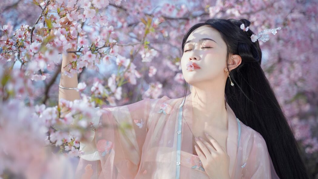 YiTuYu艺图语 Vol.3828 Jiao Yi Zhi Sui Sui