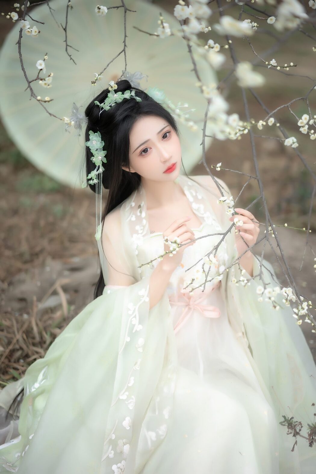 YiTuYu艺图语 Vol.3722 Qi Luo Sheng De Xiao Su Su