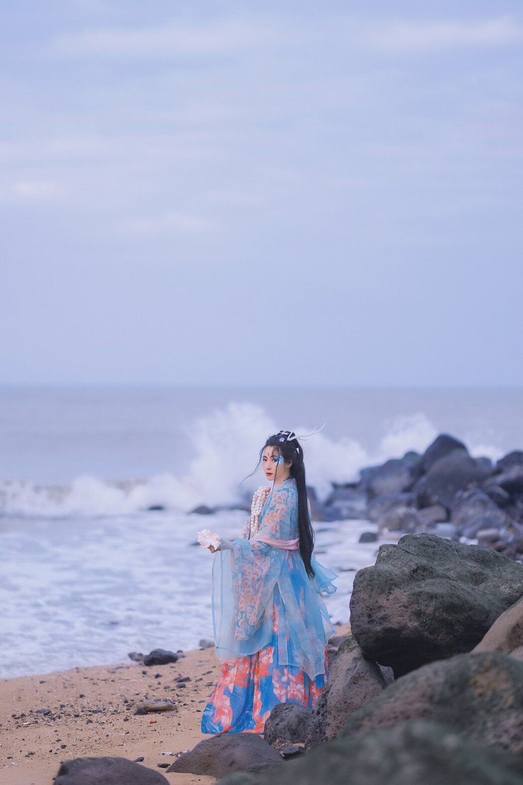 YiTuYu艺图语 Vol.372 He Jia