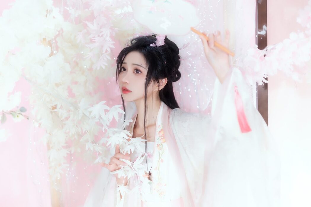 YiTuYu艺图语 Vol.3822 Qi Luo Sheng De Xiao Su Su