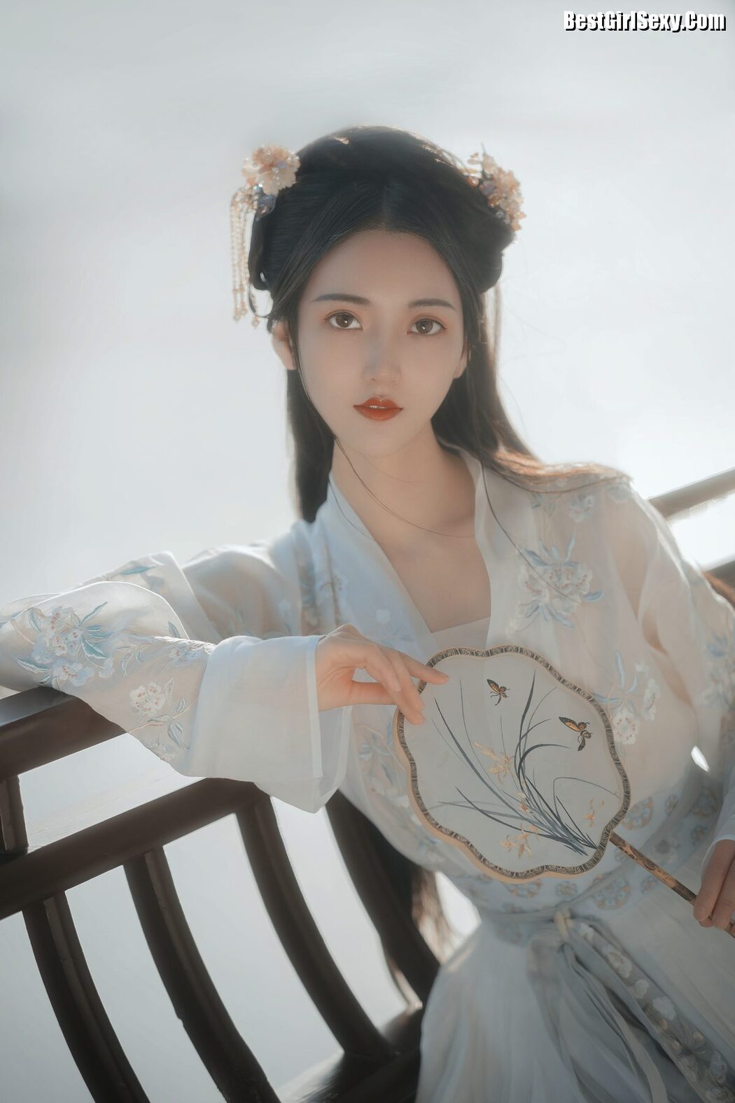 YiTuYu艺图语 Vol.3989 Qi Qi