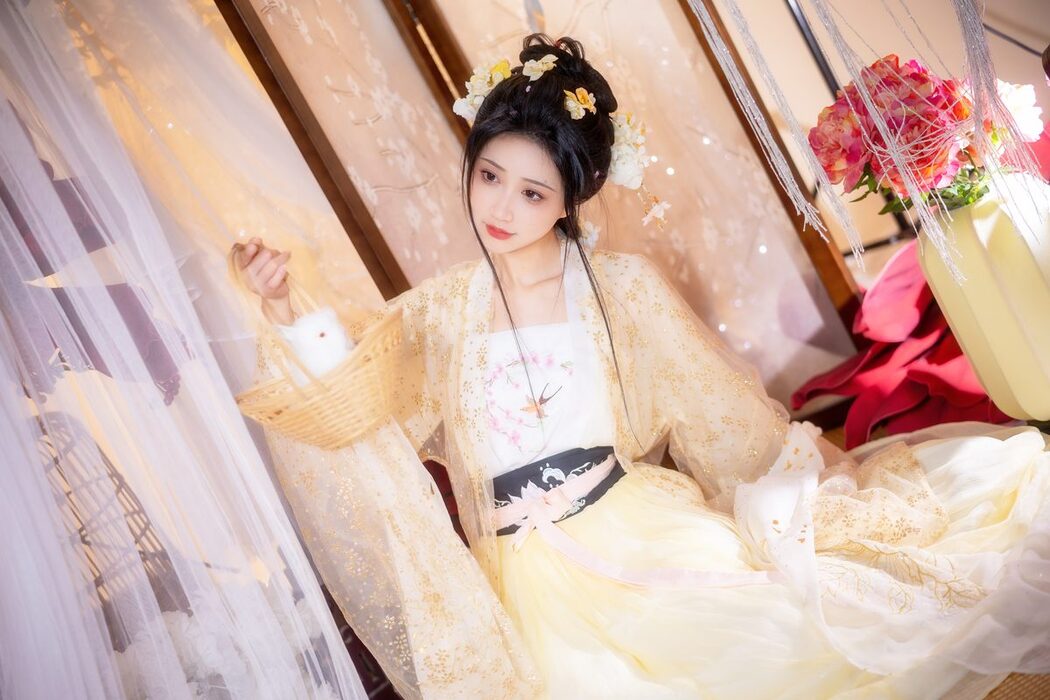 YiTuYu艺图语 Vol.3862 Qi Luo Sheng De Xiao Su Su