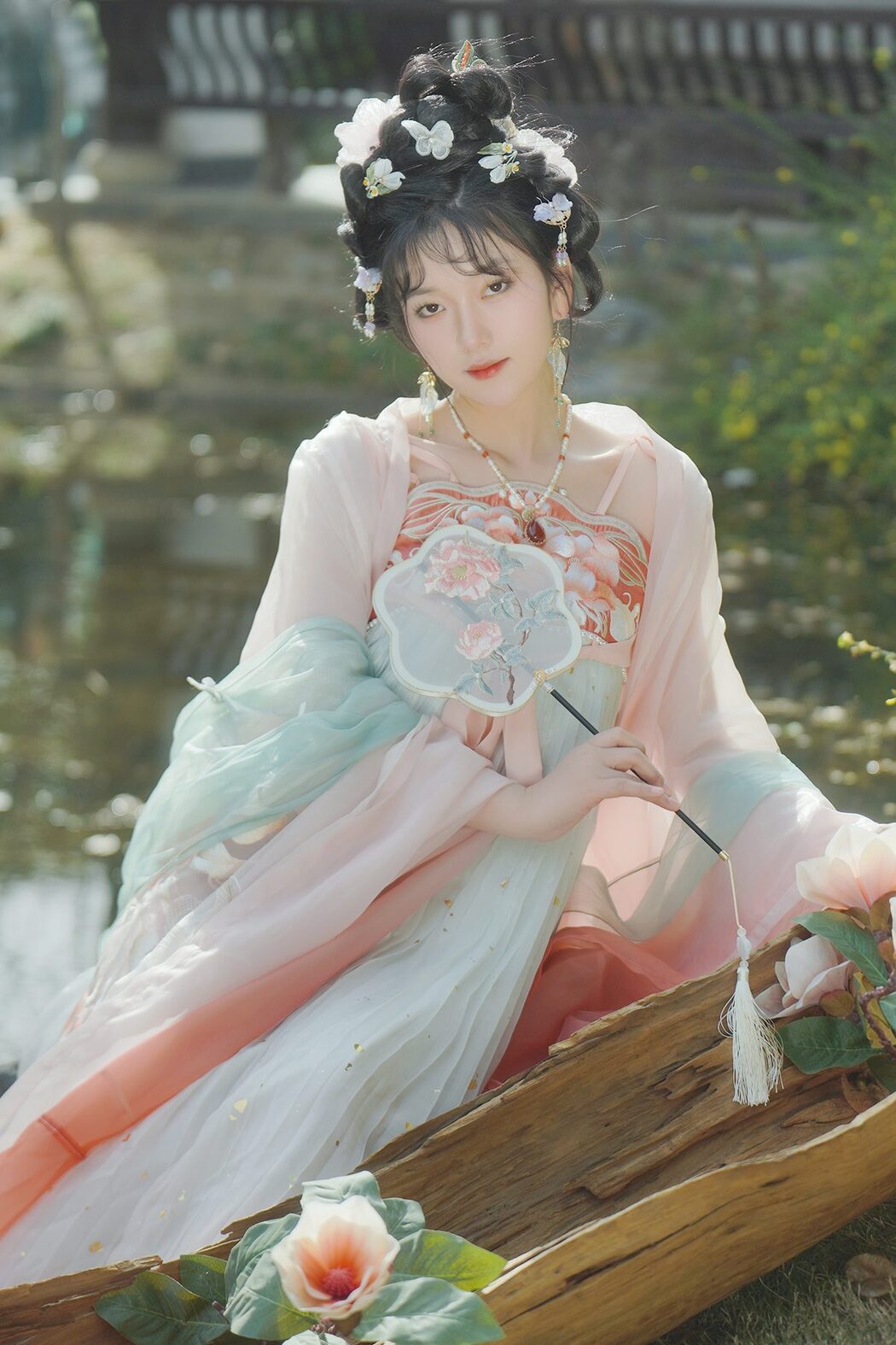 YiTuYu艺图语 Vol.3919 Jing Jing Cover Photo