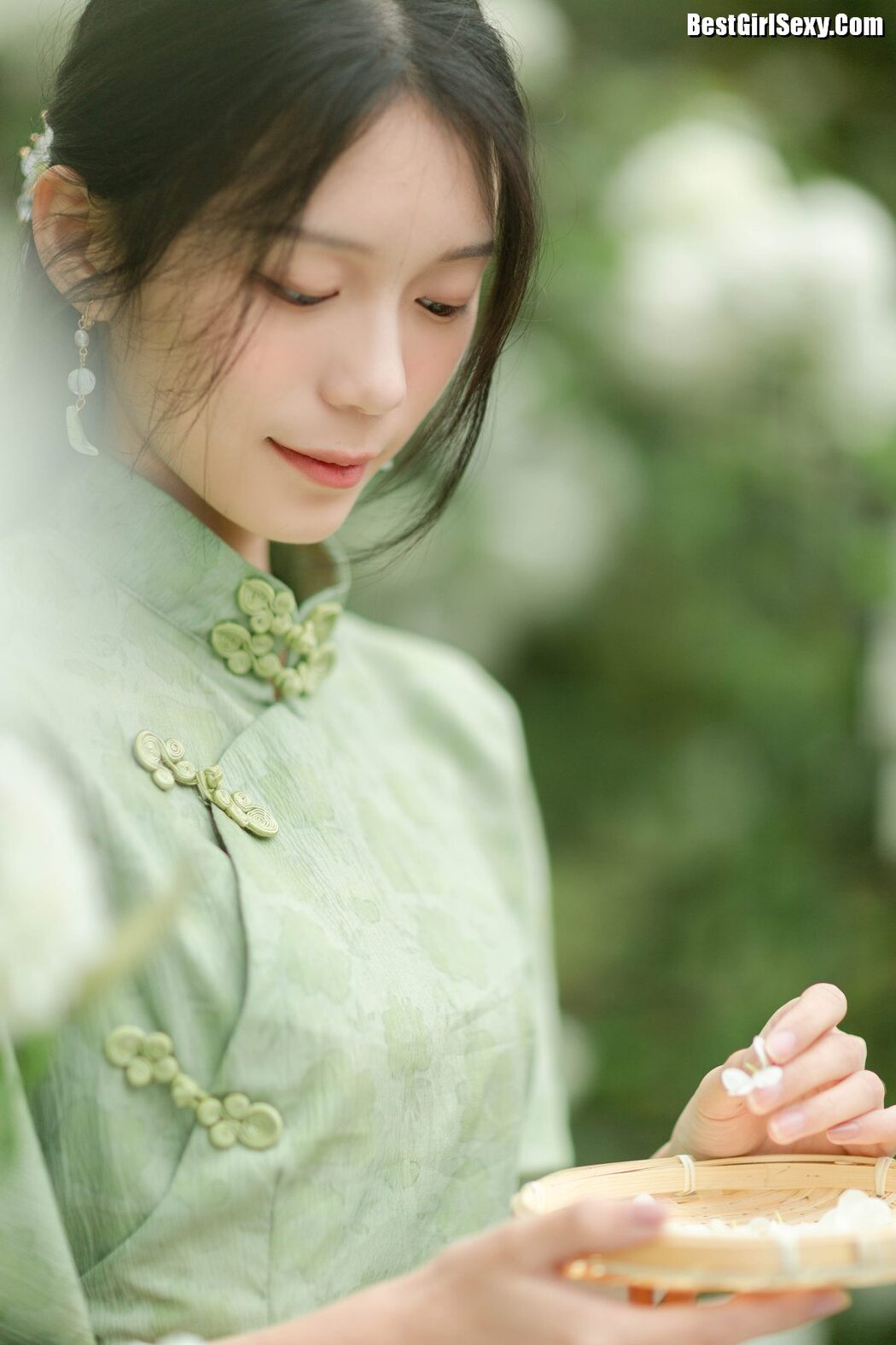 YiTuYu艺图语 Vol.3971 Yu Jie