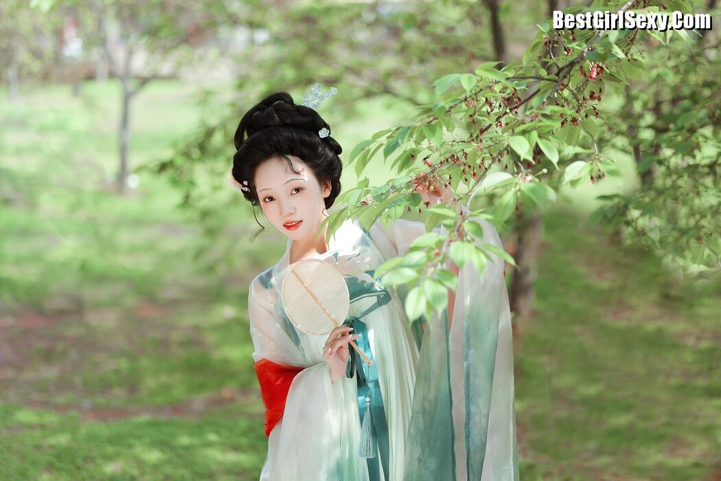 YiTuYu艺图语 Vol.3968 Jun Yin Lan