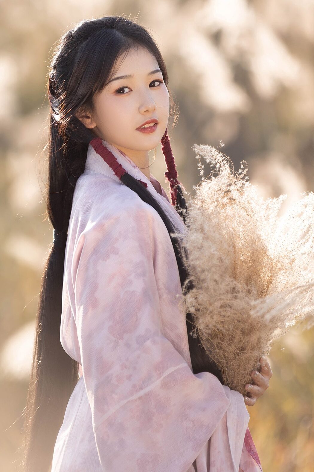 YiTuYu艺图语 Vol.3890 Suan La Tang Er Cover Photo