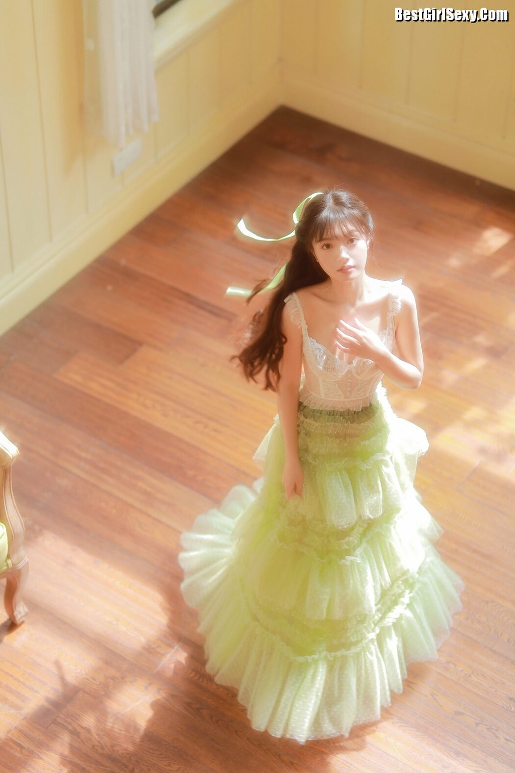 YiTuYu艺图语 Vol.3975 Ling Xiao Qi