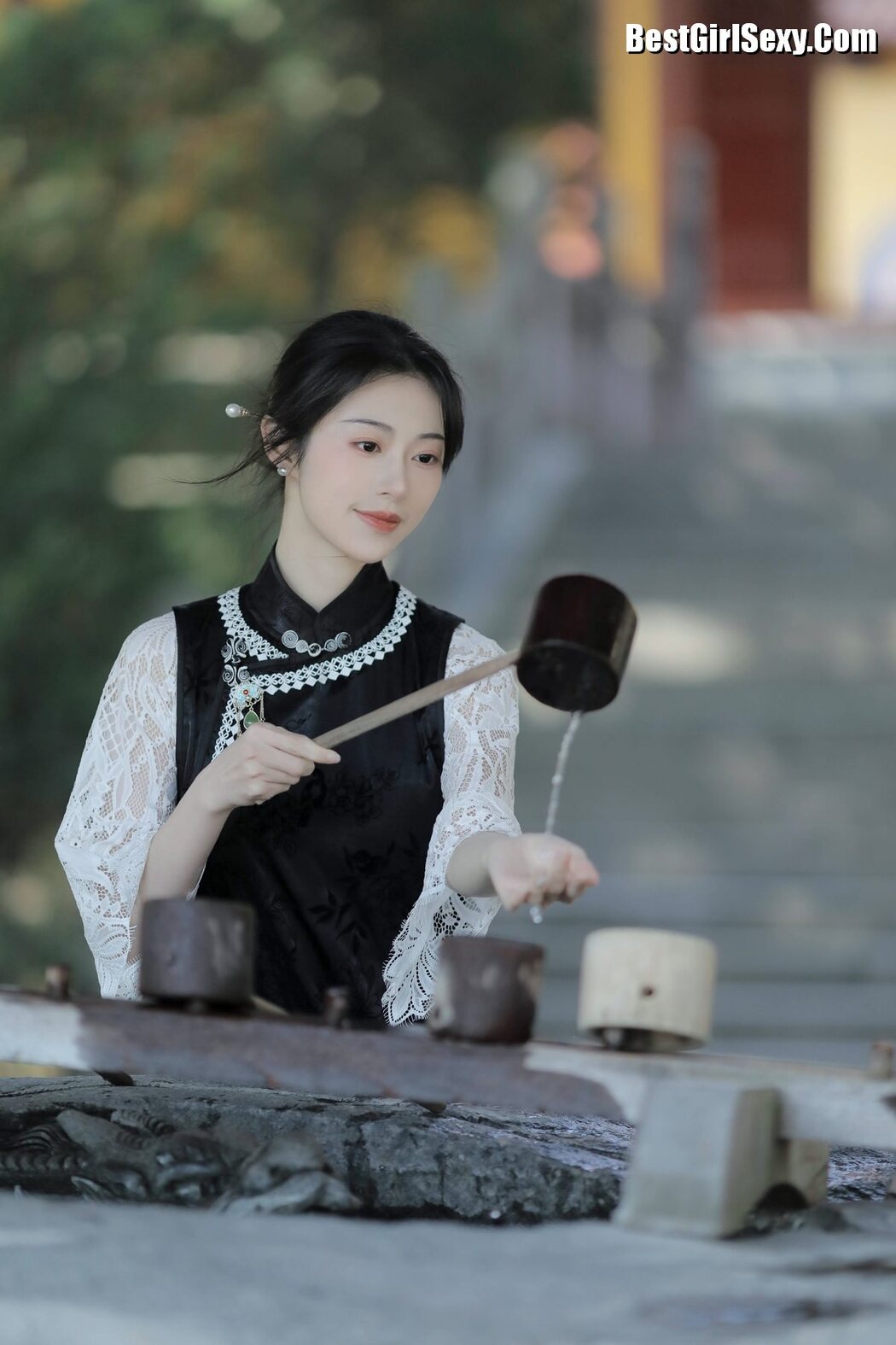 YiTuYu艺图语 Vol.3879 Fen Mian Gu Niang
