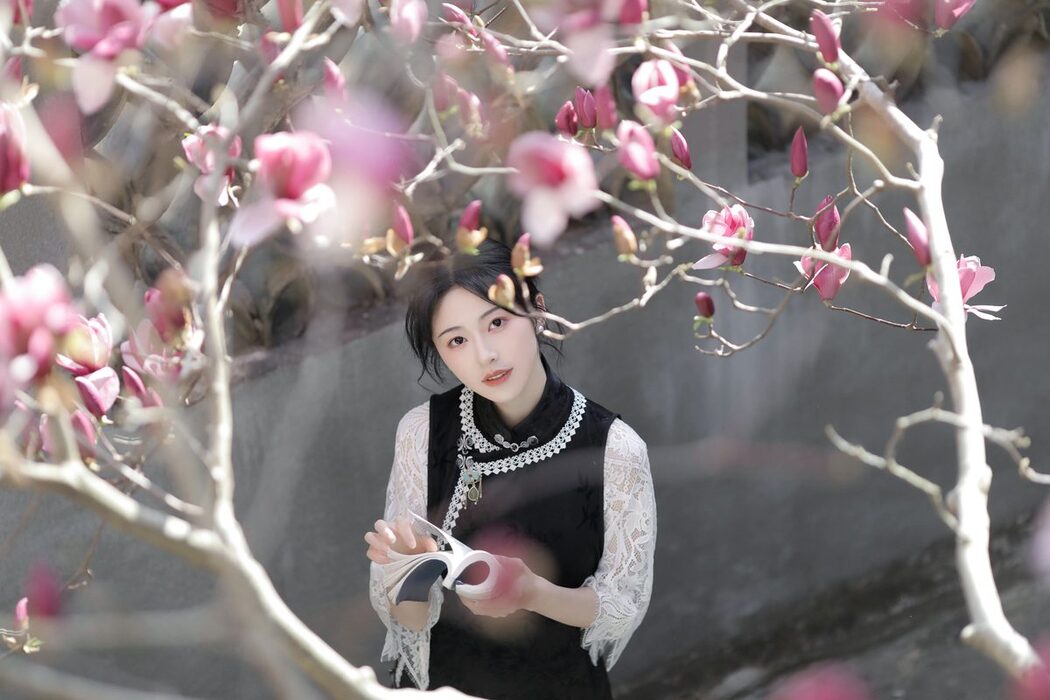 YiTuYu艺图语 Vol.3879 Fen Mian Gu Niang