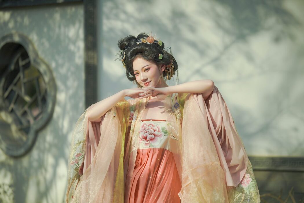YiTuYu艺图语 Vol.3881 Qin Qin