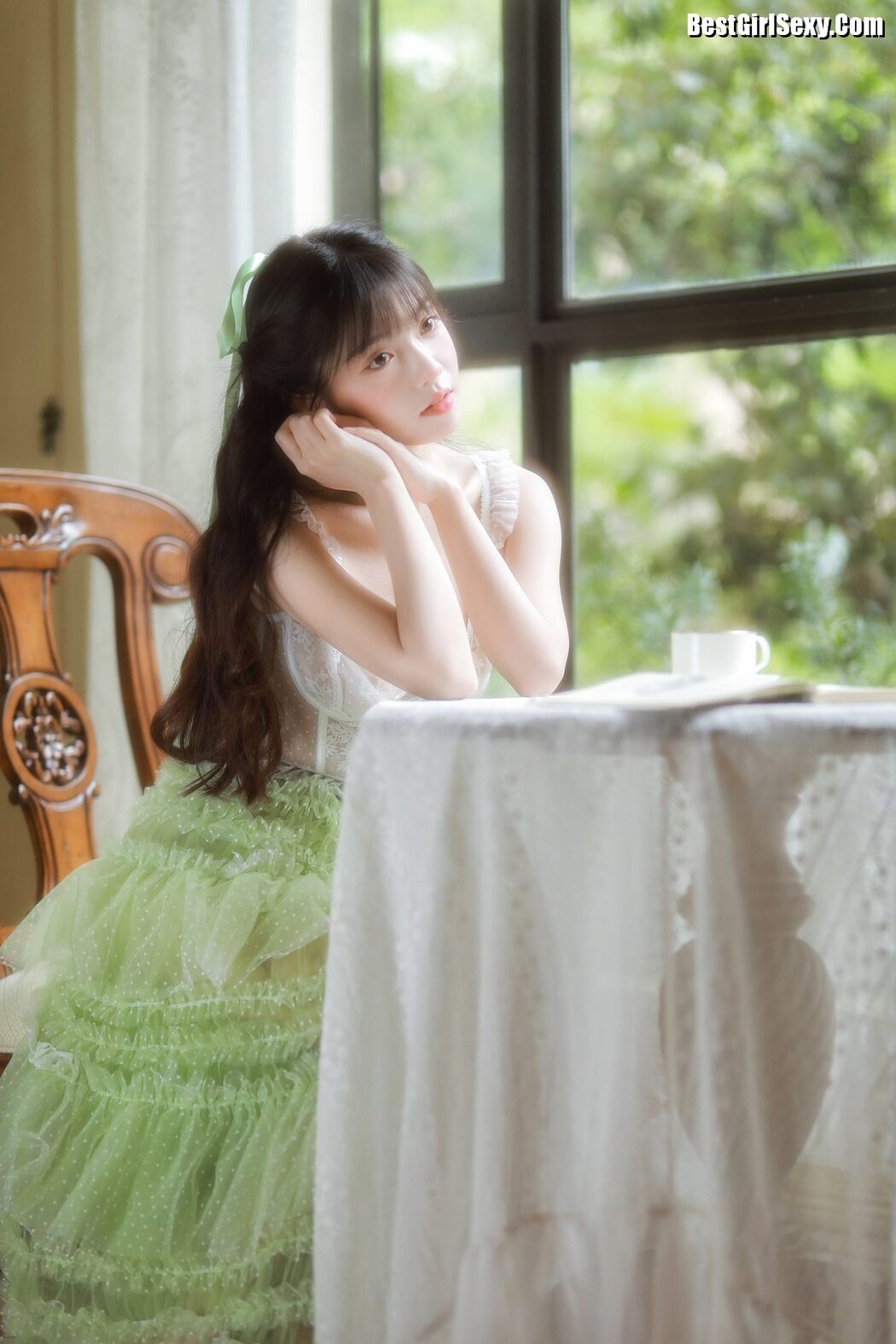 YiTuYu艺图语 Vol.3975 Ling Xiao Qi