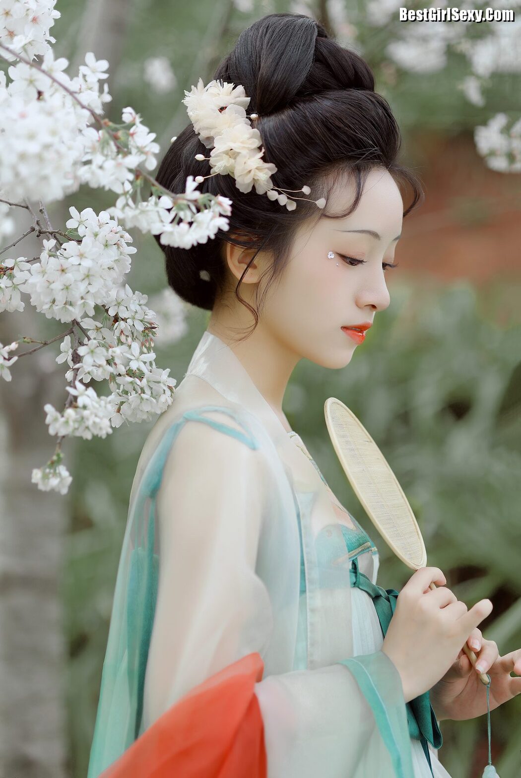 YiTuYu艺图语 Vol.3968 Jun Yin Lan