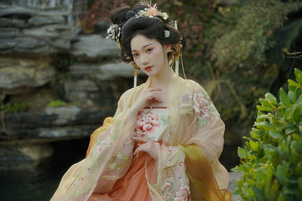 YiTuYu艺图语 Vol.3881 Qin Qin