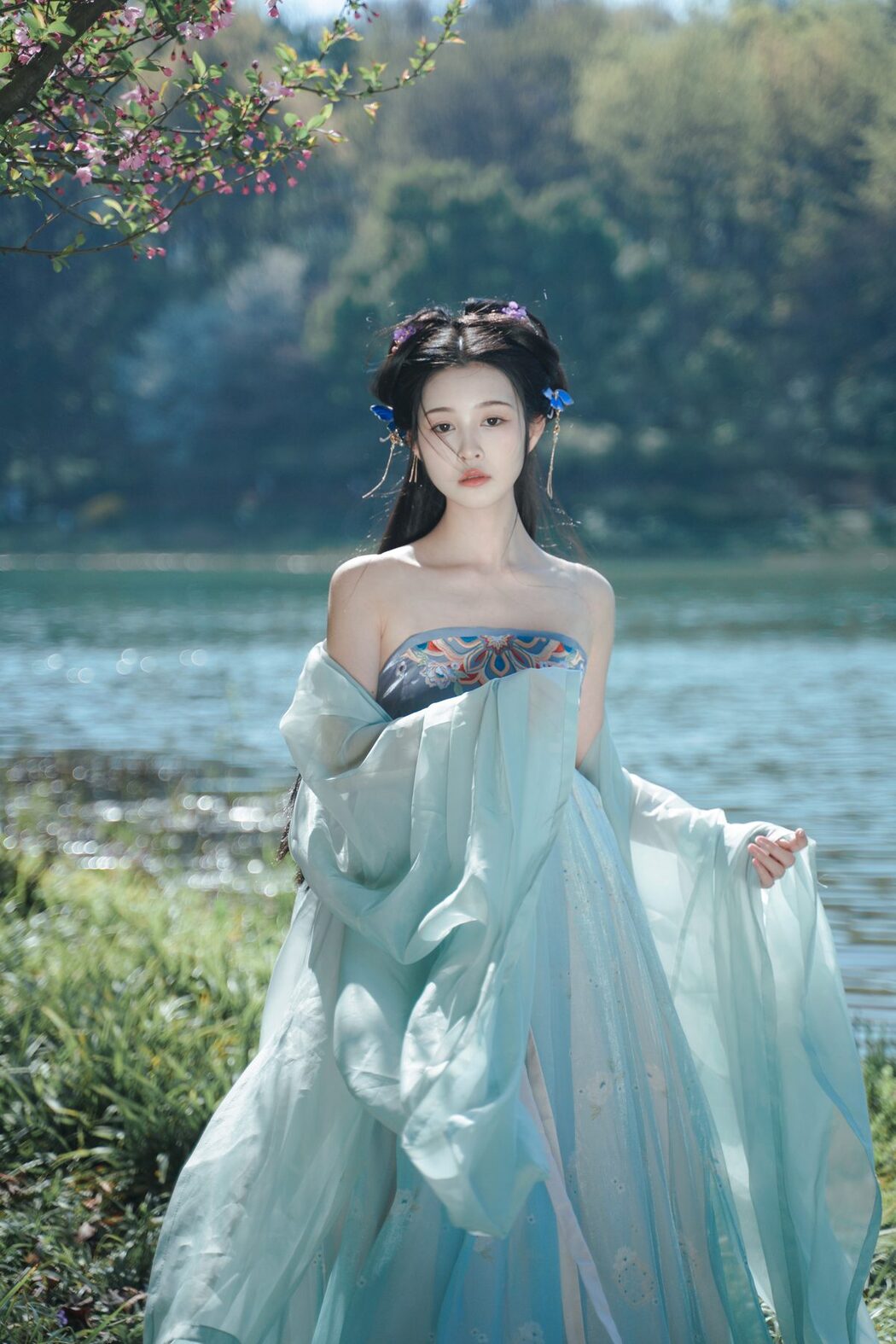 YiTuYu艺图语 Vol.3899 Ai Tan Xian De Xia Shang Zhou