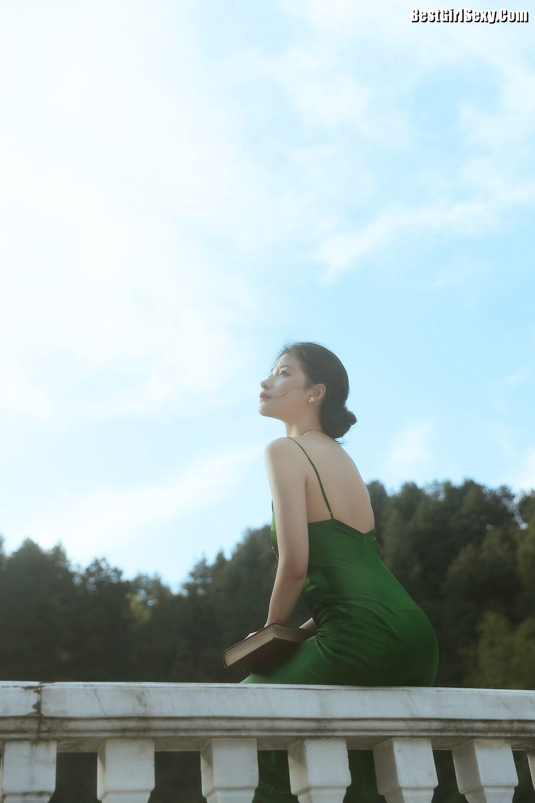YiTuYu艺图语 Vol.3993 Yang Jia Xin