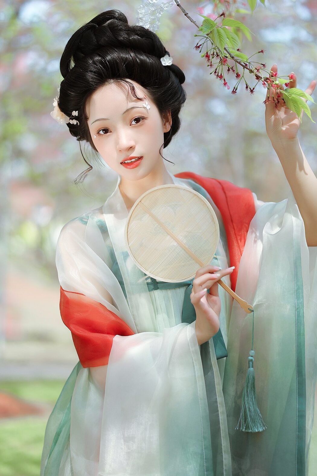 YiTuYu艺图语 Vol.3968 Jun Yin Lan Cover Photo