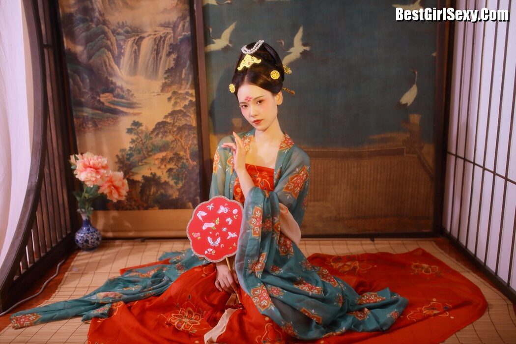 YiTuYu艺图语 Vol.3988 Qing Huan Er