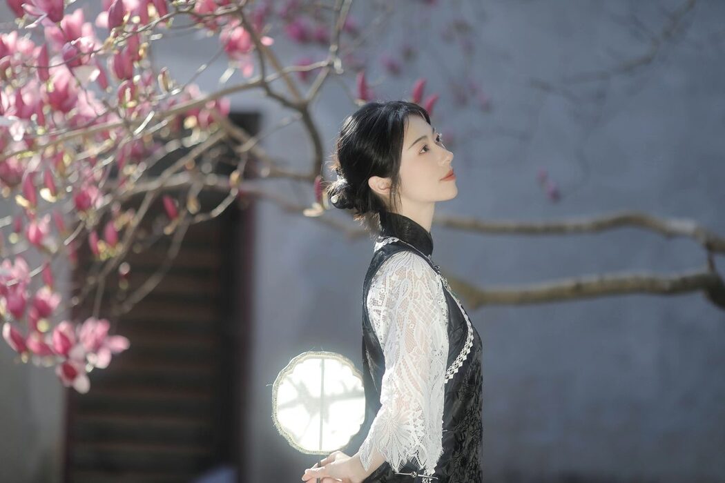 YiTuYu艺图语 Vol.3879 Fen Mian Gu Niang