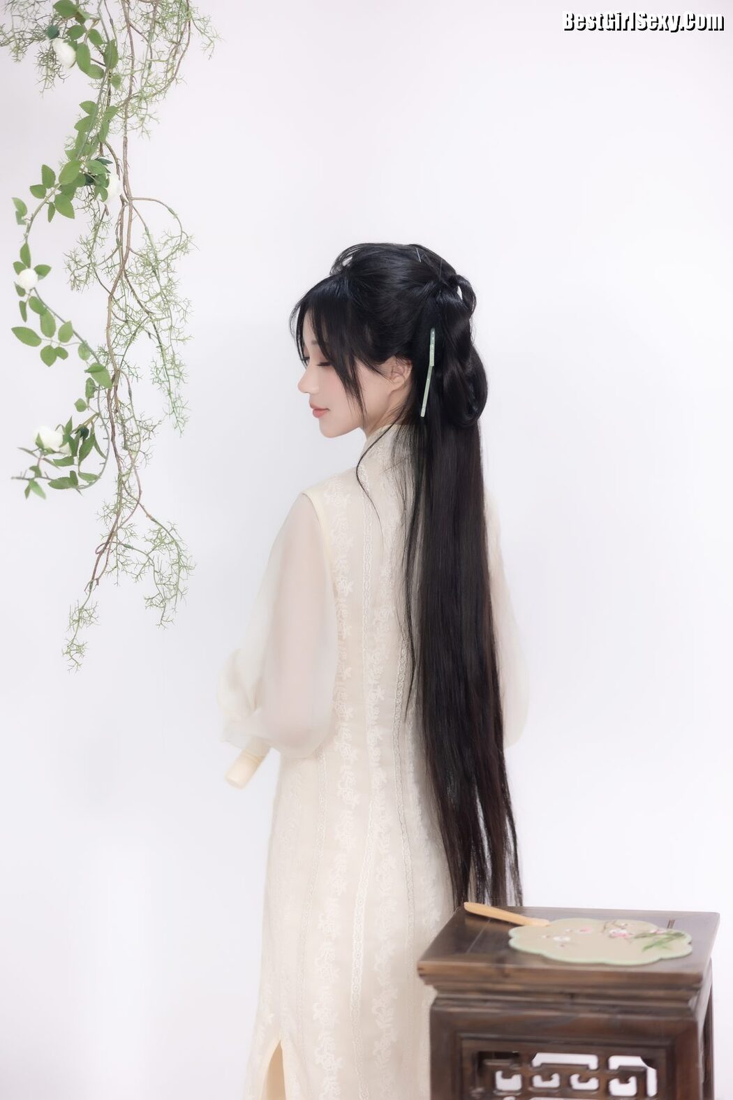 YiTuYu艺图语 Vol.3929 Qi Luo Sheng De Xiao Su Su