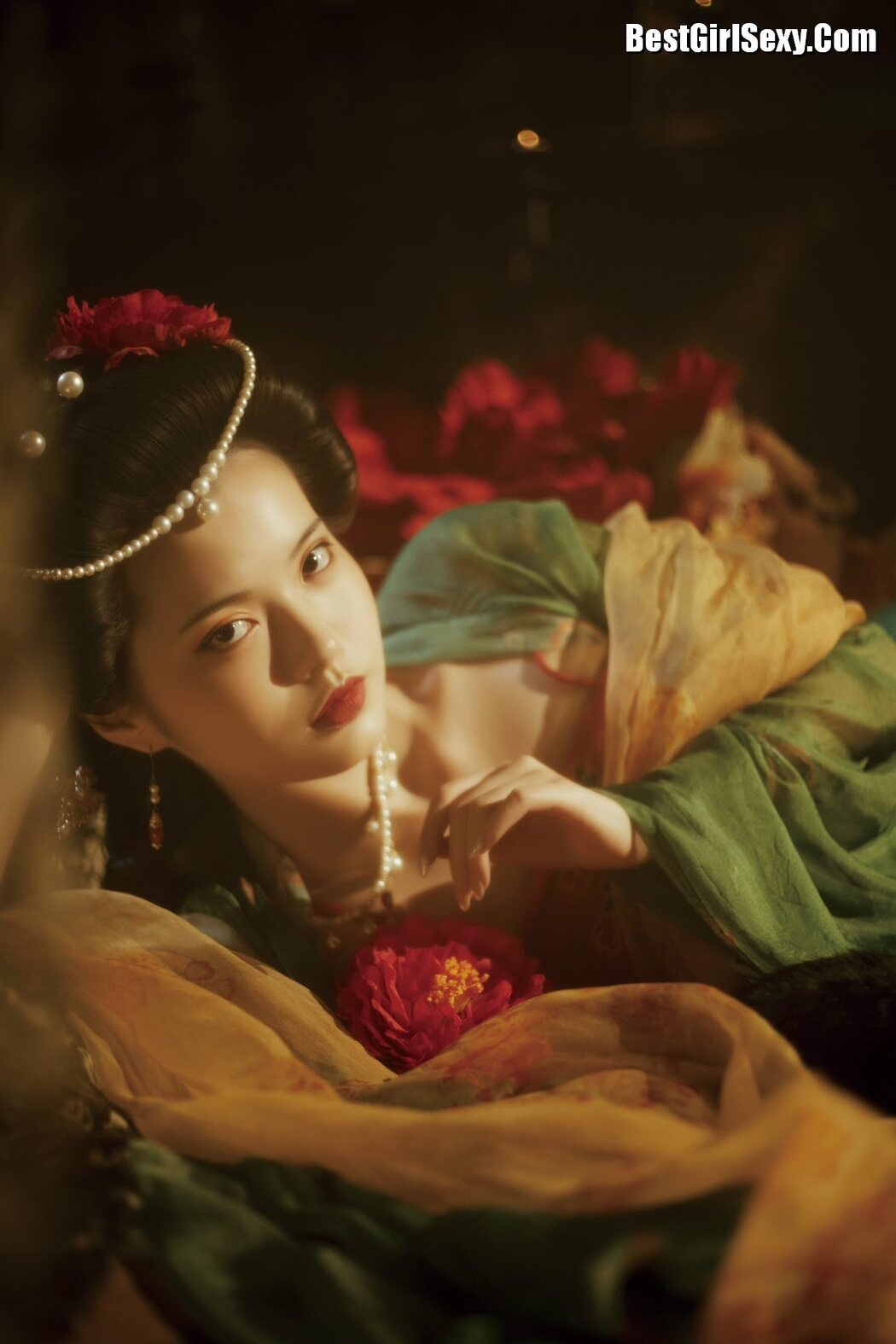 YiTuYu艺图语 Vol.3889 Yu Gu Shan