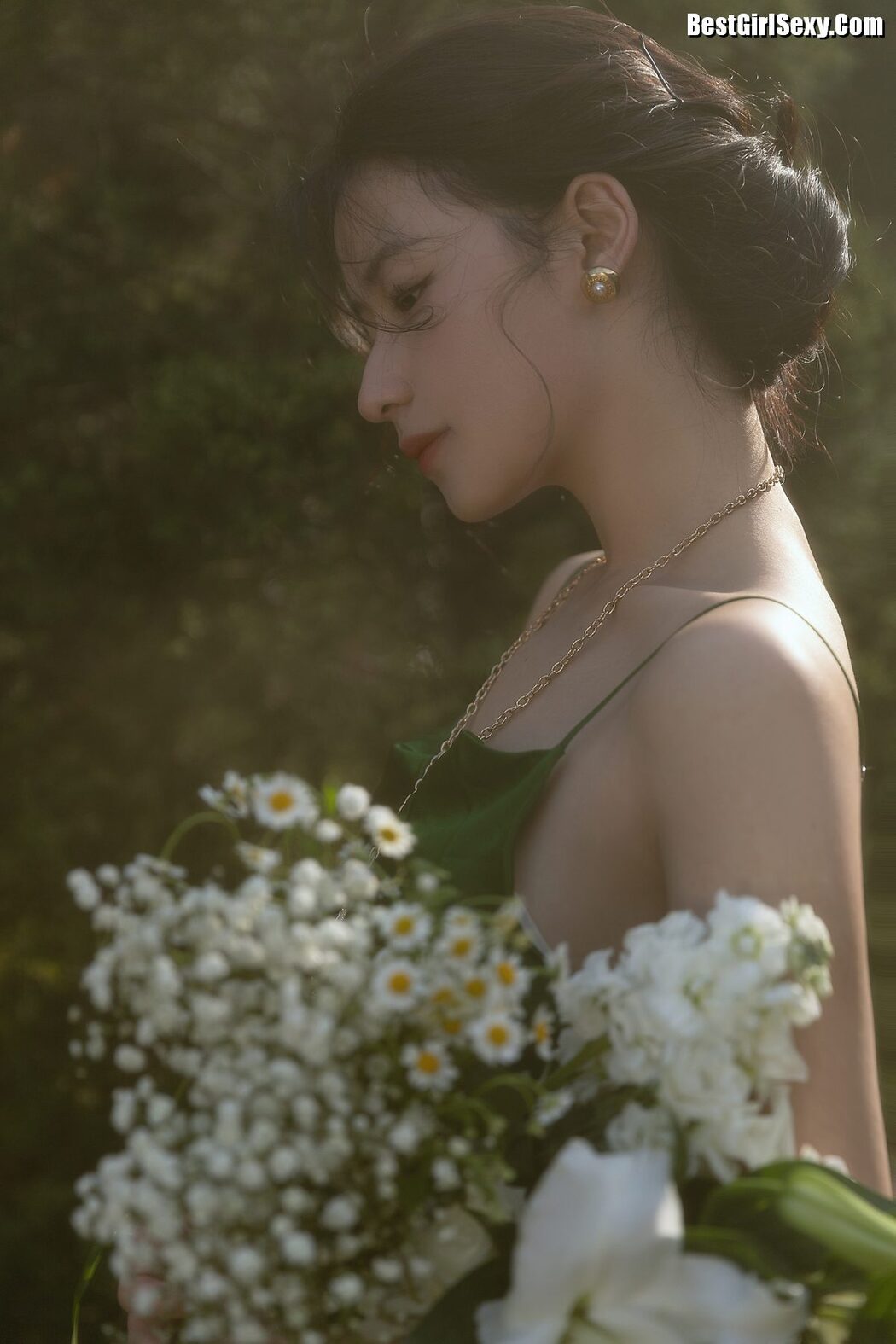 YiTuYu艺图语 Vol.3993 Yang Jia Xin