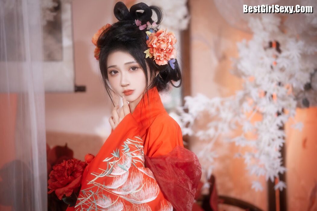 YiTuYu艺图语 Vol.3945 Qi Luo Sheng De Xiao Su Su