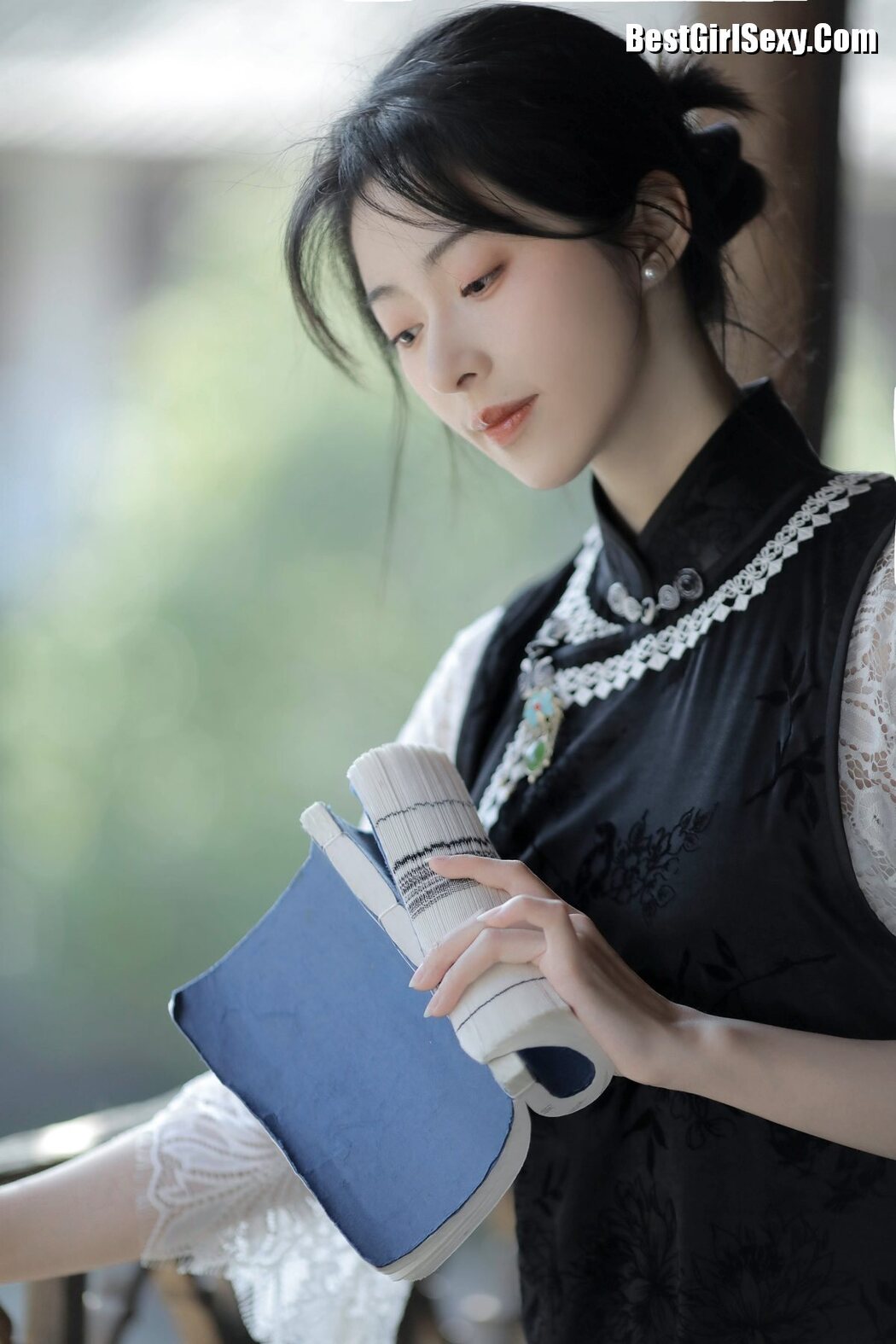 YiTuYu艺图语 Vol.3879 Fen Mian Gu Niang