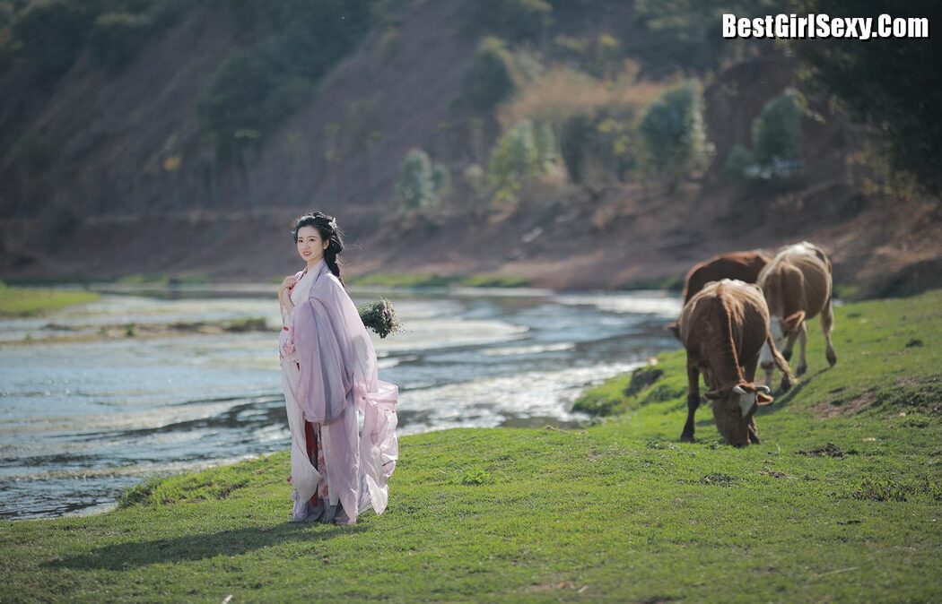 YiTuYu艺图语 Vol.3987 Yu Jin