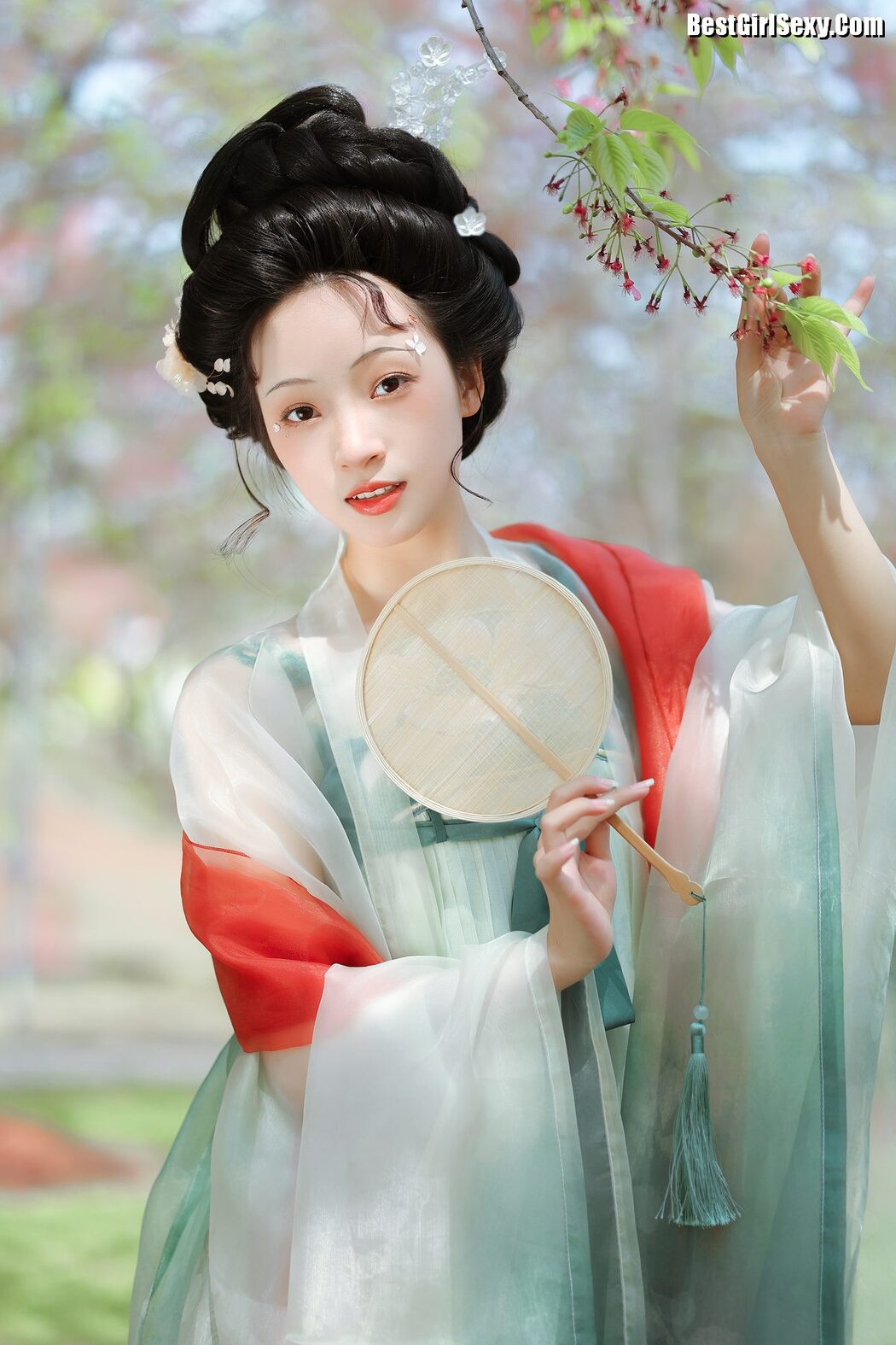 YiTuYu艺图语 Vol.3968 Jun Yin Lan