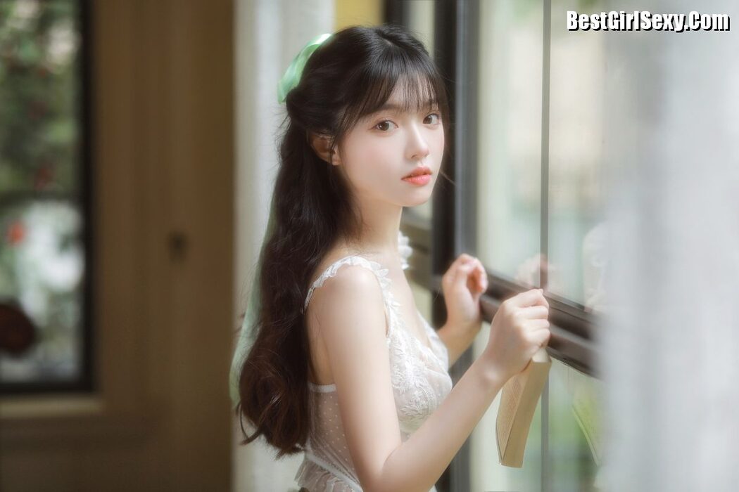YiTuYu艺图语 Vol.3975 Ling Xiao Qi
