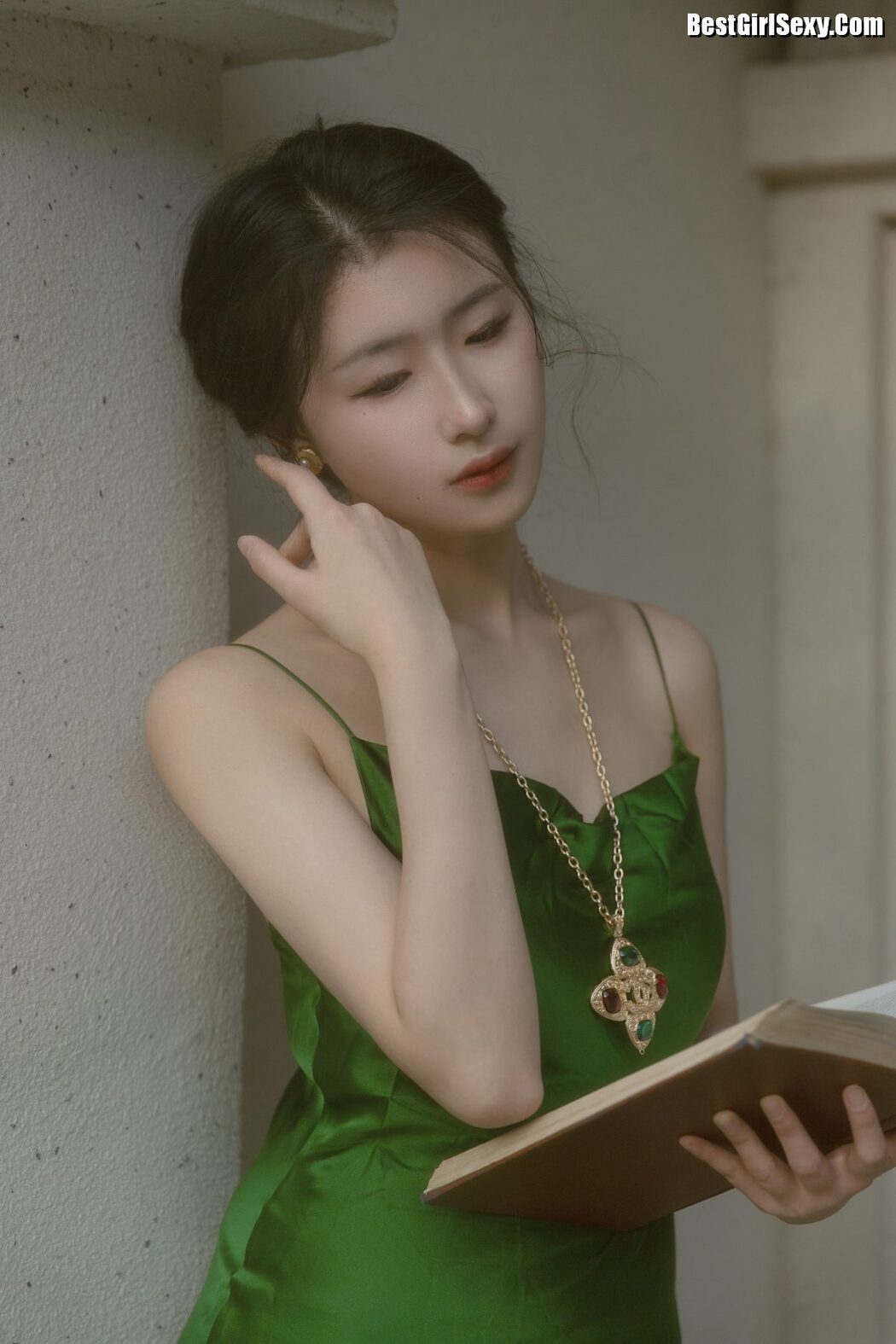 YiTuYu艺图语 Vol.3993 Yang Jia Xin